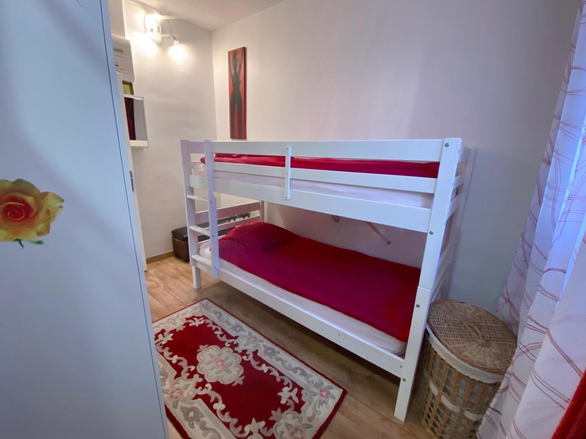 Nice Apartment Ideal To Visit Paris Клиши Экстерьер фото